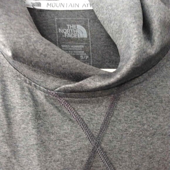 Northface Long Sleeve Shirt with Hood - Picture 5 of 9